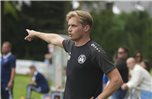 09-Trainer Emiel ten Donkelaar hat im Pokalspiel aus personeller Sicht die Qual der Wahl.Foto: Schröer